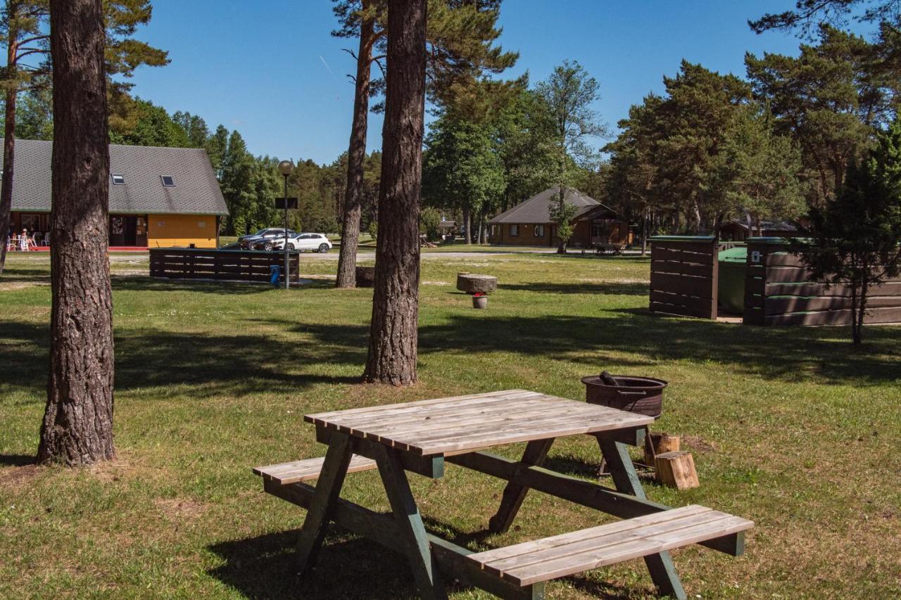 Tehumardi Camping Salme Luaran gambar