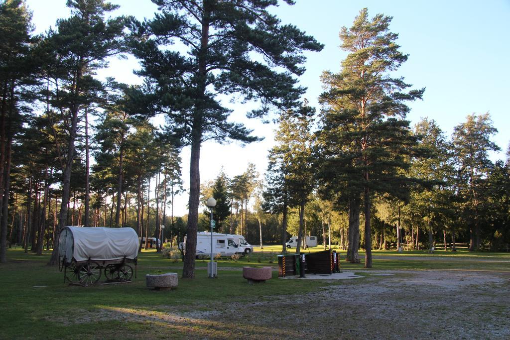 Tehumardi Camping Salme Luaran gambar