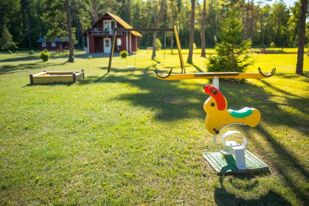Tehumardi Camping Salme Luaran gambar